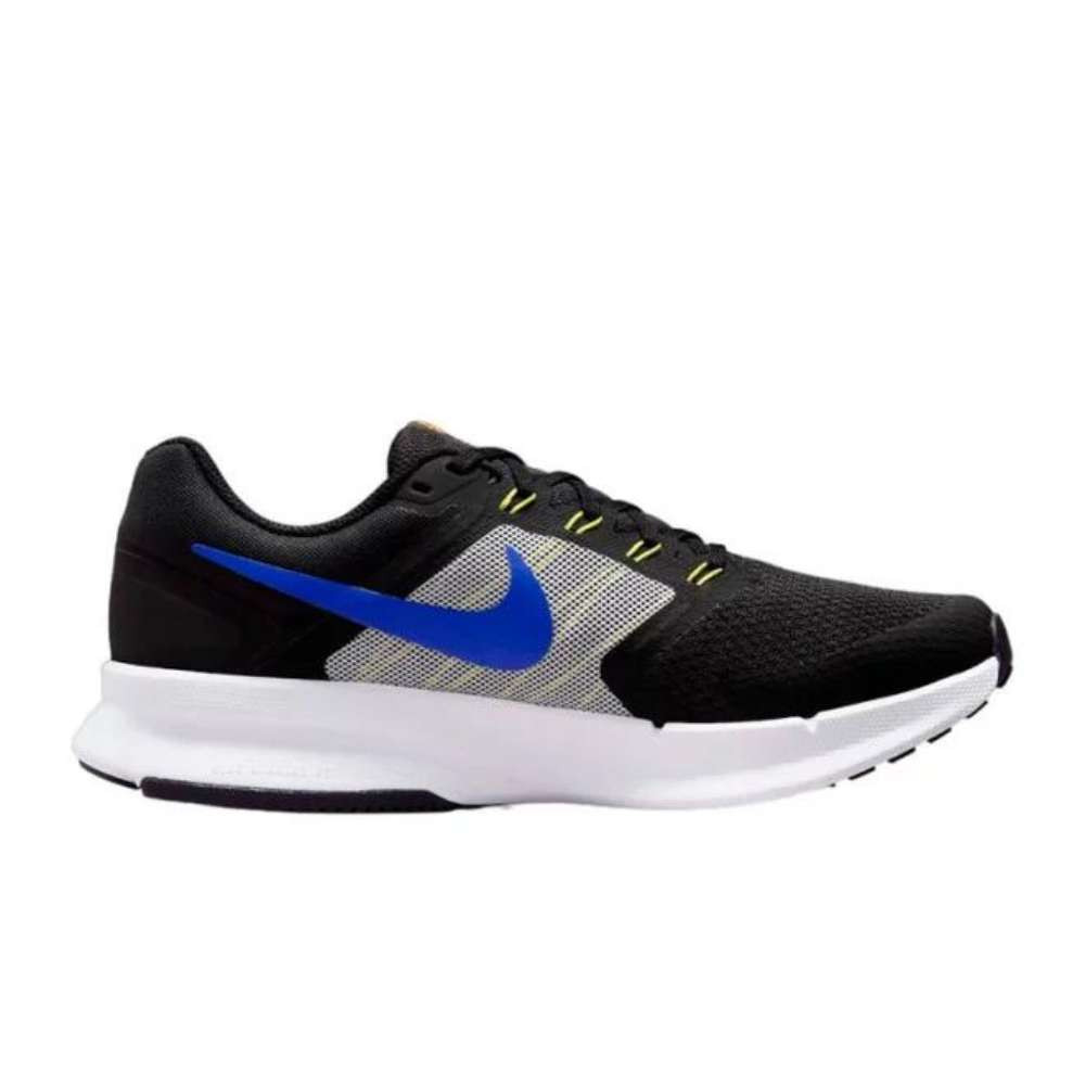 NIKE RUN SWIFT 3